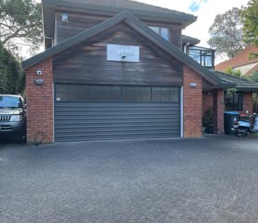 Epsom House | Rooms in an Epsom House