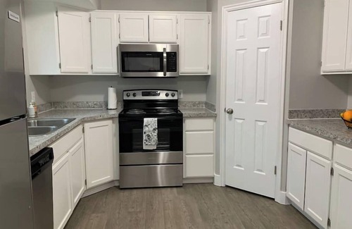 Pleasant Grove Apartment | Rooms with a (Mountain) View!