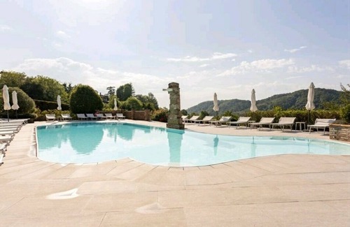 Camino Apartment | Rosé House, hills view in wine region. Romantic private sauna&hydro. Summer pool