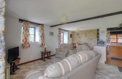 Axminster House | Rose Cottage