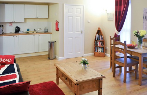 Acklington Cottage | Rose Cottage - UK3283