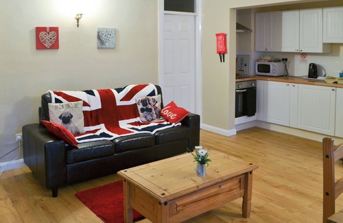 Acklington Cottage | Rose Cottage - UK3283