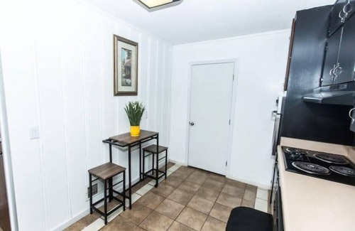 New Castle House | Rose Drive Brickstone 8