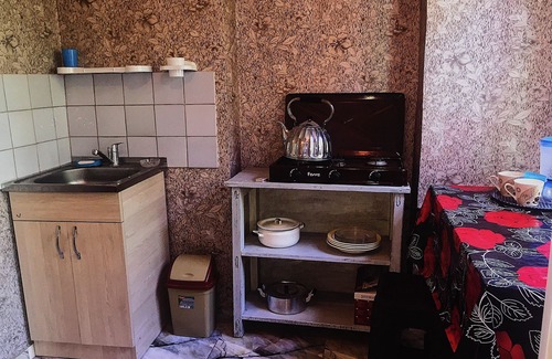 Avlabari House | Rose garden house in Tbilisi