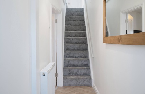 Crewe House | Rose House - By Sigma Stays