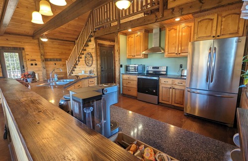 Windsor Cabin | Rose of Sharron Cottage