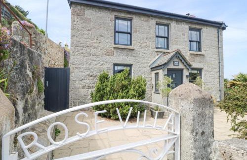 Newlyn House | Rose Villa