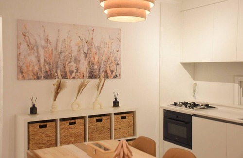 Seo-Gu House | RoseBrickHouse/5mins to Terminal, Metro/Books/Cozy/8ppl/City Centre/