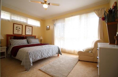 Rosebud House | Rosebud Comfort Retreat