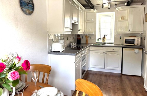 Pentewan House | Rosehip Cottage by Interhome