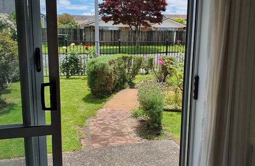 Rotorua Apartment | Rotorua Central Unit - quiet, cozy and convenient.