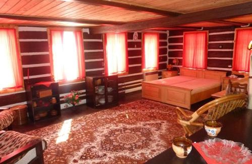 Josefov Dul Ski Chalet | Roubenka u vleku