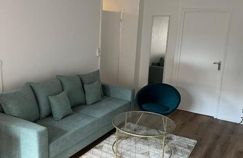 Centre Ville Rive Gauche Apartment | Rouen Quai de Seine/Proche DOCKS/Proche des Transports/Calme et Agréable