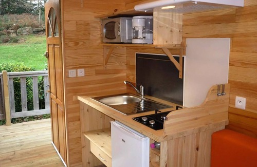 Perros-Guirec Cabin | Roulotte 11 m² - 1 bedroom + terrace 7 m² (Pets not allowed) 2 persons