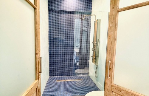 Round Top House | Round Top's Stylish Hospitality- The Frenchie Boutique Hotel ROOM 12