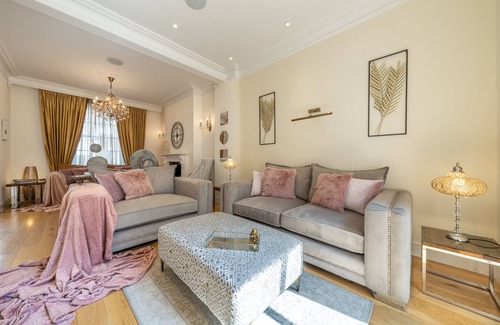 Churchill Villa | royal 4 bedroom with 3.5 bathroom villa in Knightsbridge (belgravia)