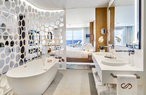 Costa Adeje Hotel | Royal Hideaway Corales Beach, part of Barceló Hotel Group - Adults Only