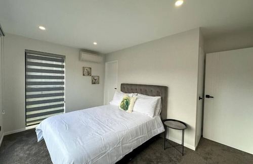 Royal Oak Apartment | Royal Residency - 1BR Apartment