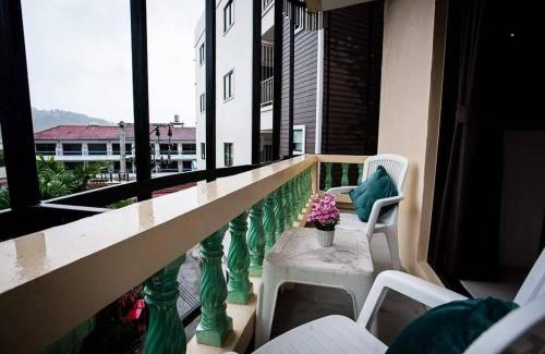 Nanai Road Hotel | Royal Waves Hotel