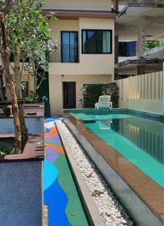 Nanai Road Hotel | Royal Waves Hotel