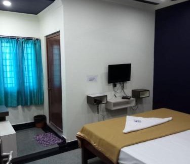 Karaikal Hotel | RR Residency