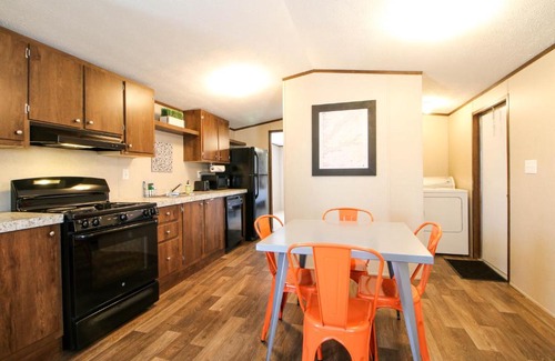 Moab House | RSH 3 - Sleeps 10! Minutes from downtown Moab