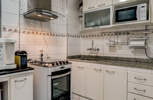 Copacabana Apartment | Rua Barão de Ipanema 2 bedrooms