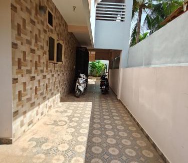 Tiruvannamalai House | Rudraksha Hill View Cottage
