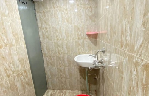 Varanasi Apartment | Rudraksha Inn Group Booking -{10+3}people