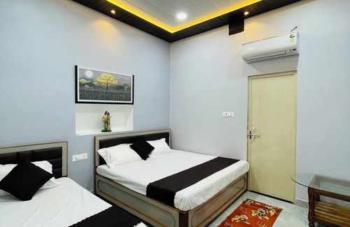 Varanasi House | Rudransh Vintage Home