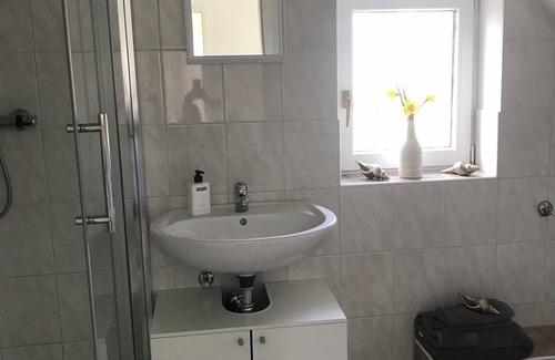 Busenwurth Apartment | Ruhige Ferienwohnung Direkt an der Nordseeküste Hunde Willkommen
