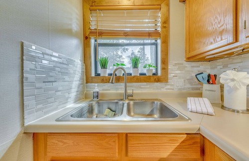 Ruidoso Cabin | Ruidoso Cabin w/Deck + Views: 4 Mi to Winter Park