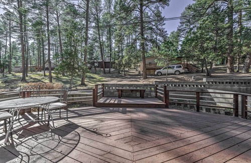 Ruidoso Cottage | Ruidoso Cabin w/Grill - Near Grindstone Lake!