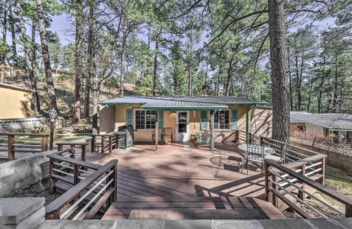 Ruidoso Cottage | Ruidoso Cabin w/Grill - Near Grindstone Lake!