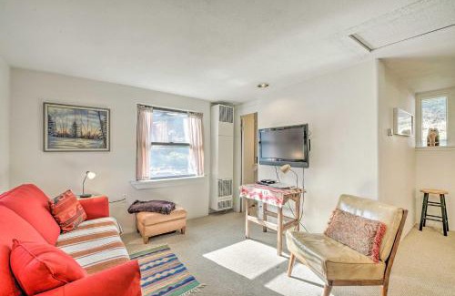 Ruidoso House | Ruidoso Cabin with Decks about 1 Mi to Downtown!