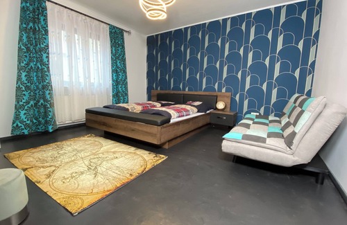 Mainz-Bingen Apartment | Rumble in the Jungle with event space in a former winery
