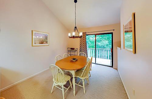 Lake Lure Apartment | Rumbling Bald Resort Unit 2004