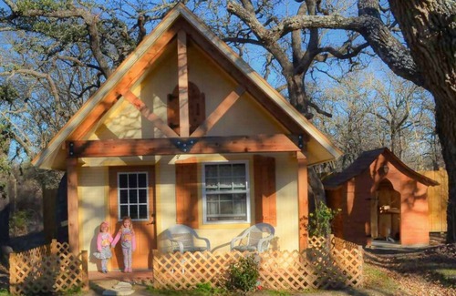 Fredericksburg Cottage | Rumpelstilzchen Cottage (#2)