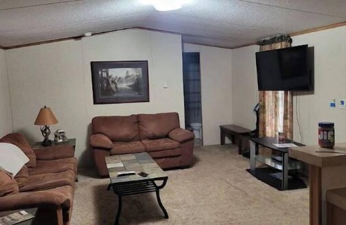 Boothville-Venice Cabin | Run Away Charters fishing lodge