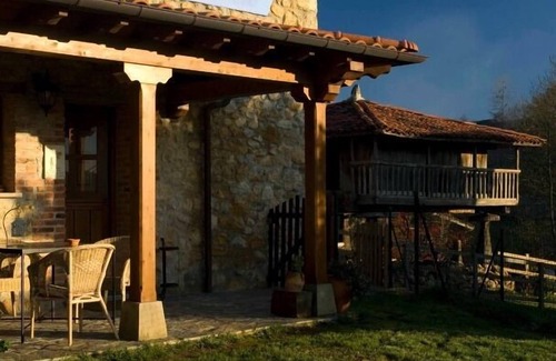 Pruneda Cottage | Rural apartment Casería María Sopeña for 2 people