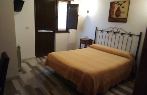Pimiango Apartment | Rural apartment Las Cabañas de Pimiango for 2/3 persons