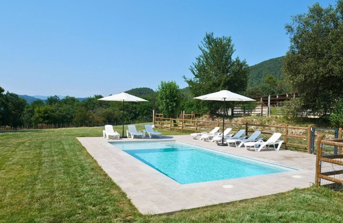 Sant Miquel de Campmajor House | Rural House 'La Rossa' with Mountain Views, Private Pool and Wi-Fi