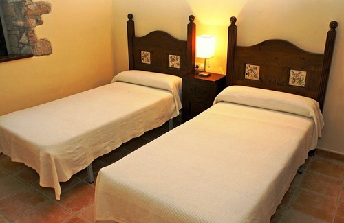 Capmany Villa | Rural house with pool and jacuzzi (Can Llobet - Salines)