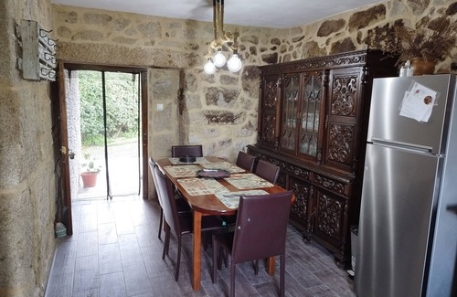 Gondomar Cottage | RURAL HOUSE WITH POOL near the mountains and beaches