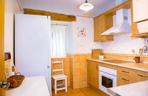 Sotillo de Sanabria Cottage | Rural house with two floors for 7 people