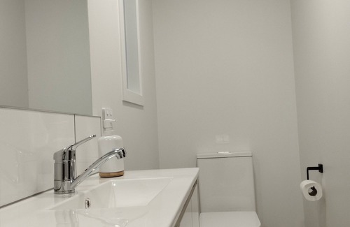 Bunnythorpe Cabin | Rural Lifestyle 2 bedrooms 2 toilets with sofa Bed