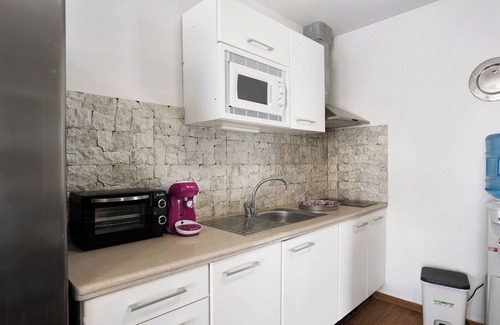 La Coquina House | Rural vacation Home "El Abuelo" with Private Pool, 2 Terraces & Wi-Fi