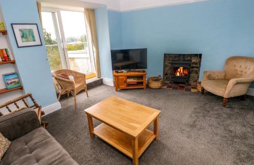 St Dogmaels House | Rushfield