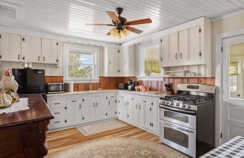 Macon House | Rusmar Farm: Equine Country Living 'n Powhatan, VA