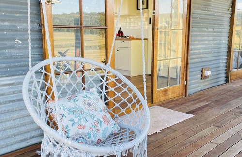 Nobby Cabin | Rustic 0ff-grid cabin on farmland